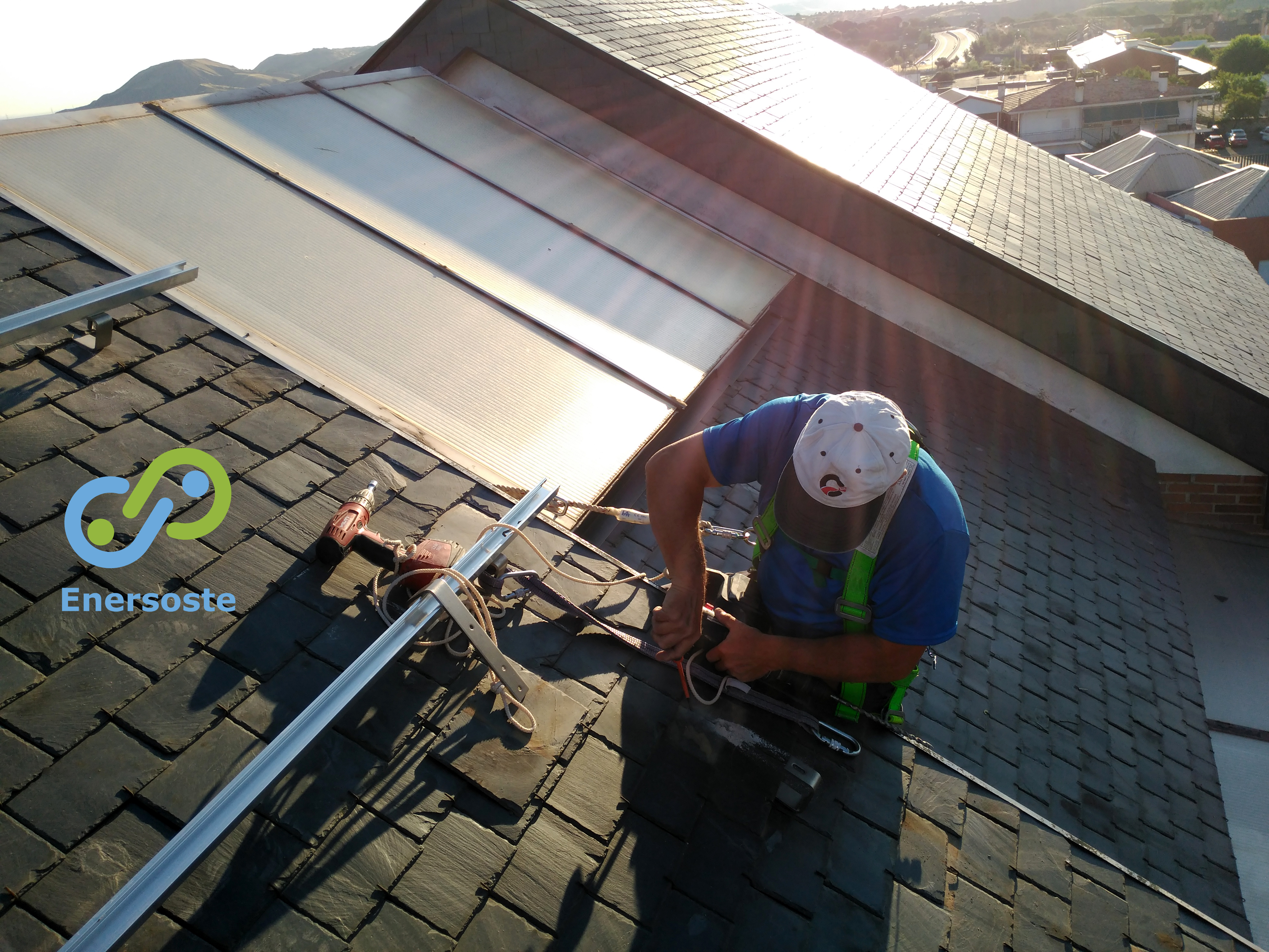instalación fotovoltaica - paneles solares - Enersoste Segorbe Energías Renovables