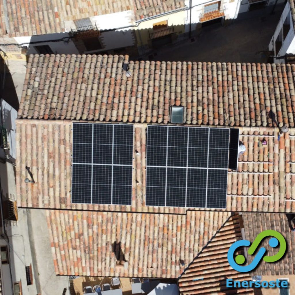 Placas solares en Fuentes de Rubielos
